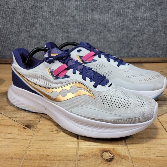Saucony Guide 15 Mens Size 11 Athletic Running Sneakers White Shoes S20684-40